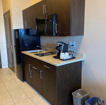 Best Western Plus Kindersley Hotel