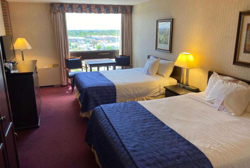 Ramada by Wyndham Lethbridge