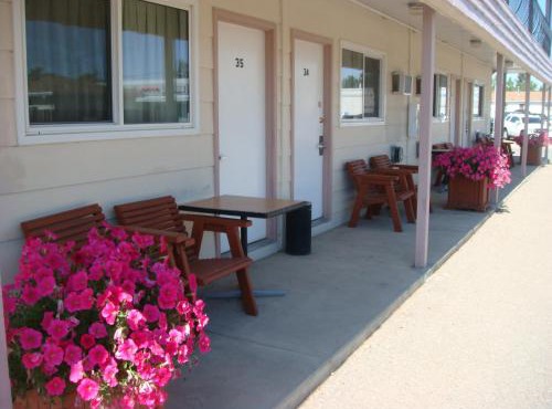 Red Coat Inn Motel