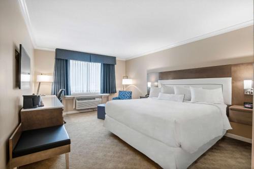 Columbia River Hotel 