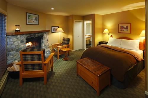 Emerald Lodge 